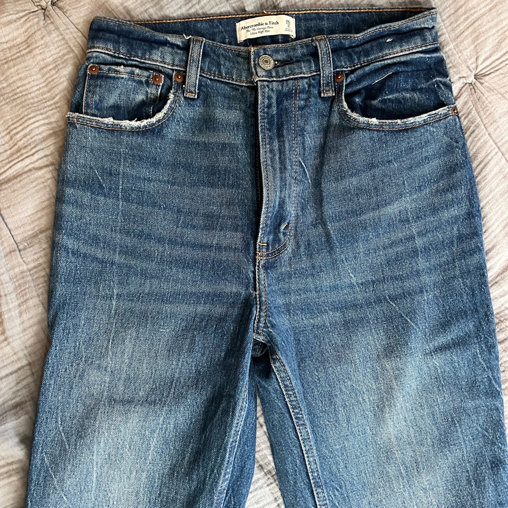 Abercrombie & Fitch 70s Vintage Flare Ultra High Rise Blue Jeans - Women’s
